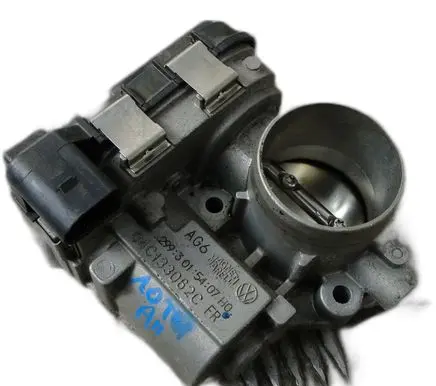 Volkswagen Polo VI Throttle valve 