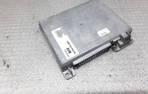 Renault 19 Engine control unit/module 7700746044
