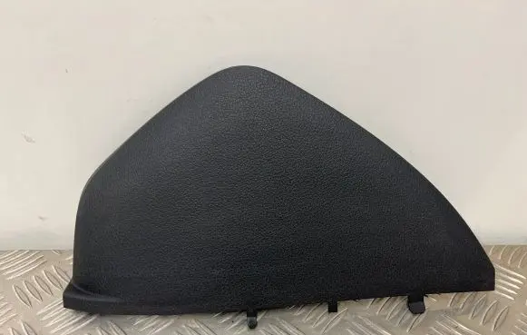 Audi Q7 4M Dashboard side end trim 4M8857085
