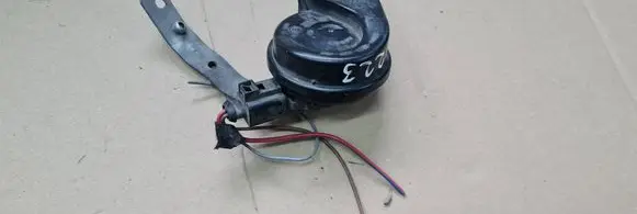 Audi A6 S6 C7 4G Horn signal 8T0951223