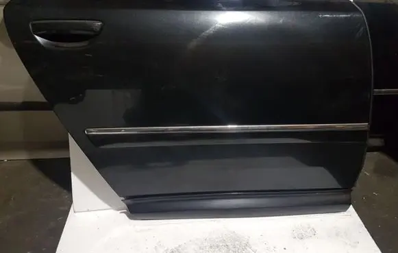 Audi A8 S8 D3 4E Rear door