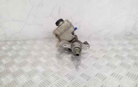 Mercedes-Benz Sprinter W906 Master brake cylinder A0024315202