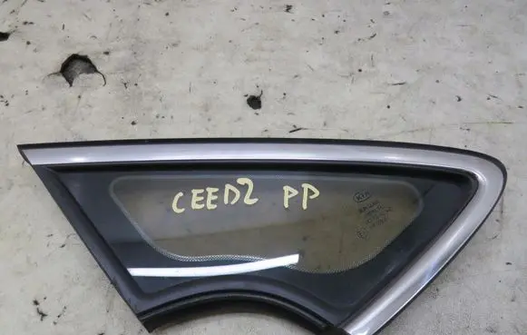 KIA Ceed Front triangle window/glass GMAUTO4574097