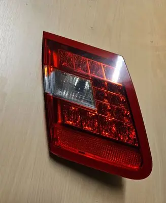 Mercedes-Benz E W212 Tailgate rear/tail lights A2129060358L 483501