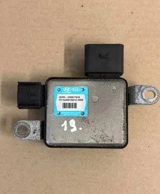 Coolant fan relay