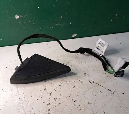 Mercedes-Benz CLS C219 Front door high frequency speaker A2197250196