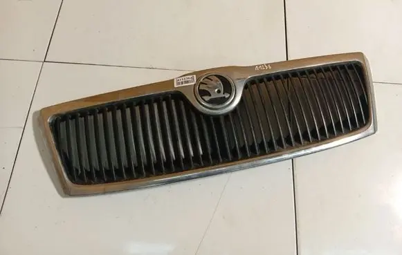 Skoda Octavia Mk2 (1Z) Front grill 1Z0853668