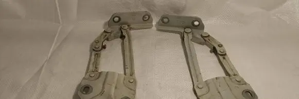 Volkswagen Caddy Engine bonnet/hood hinges 1T0823302F 1T082301F