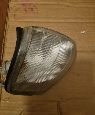Mercedes-Benz C W202 Front indicator light