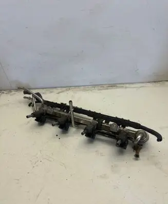 Volkswagen Sharan Fuel injector 06A906031AE