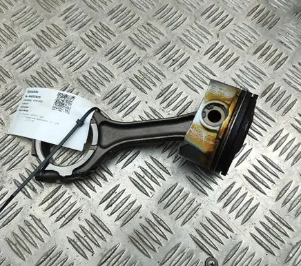 Infiniti Q50 Piston 121005CA0B A20105CA1B