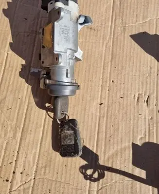 Volvo S60 Ignition lock 8626327 16184