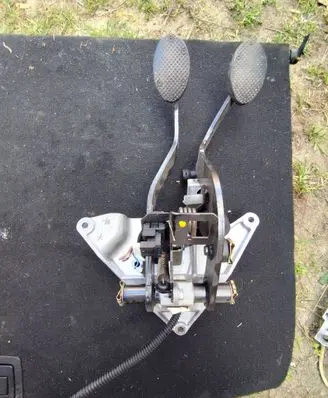 Mini One - Cooper R50 - 53 Pedal assembly 1512223 42261003