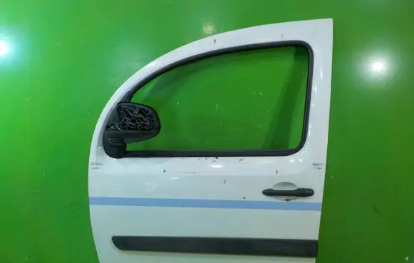 Mercedes-Benz Citan W415 Front door 18AB44