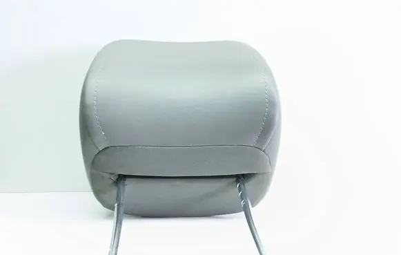 Jeep Grand Cherokee (WK) Front seat headrest 
