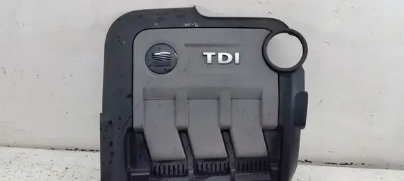 Seat Ibiza IV (6J,6P) Engine cover (trim) 03P103925B