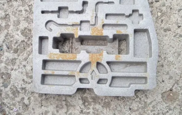 Chevrolet Spark Tool box 
