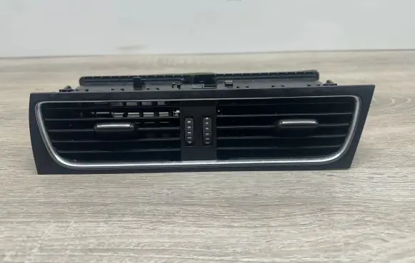 Audi A5 8T 8F Dash center air vent grill 8T2820951