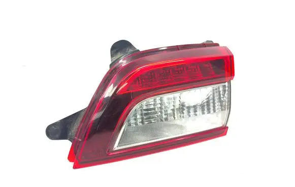 Subaru Outback (BS) Tailgate rear/tail lights 946073
