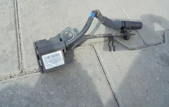 Audi A8 S8 D3 4E Sensor 4E0616575J