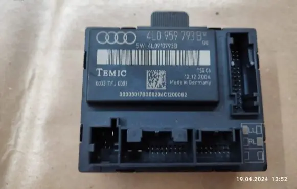 Audi Q7 4L Door control unit/module 4L0959793B