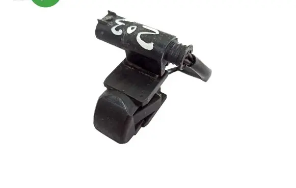 Mercedes-Benz C W203 Windshield washer spray nozzle 