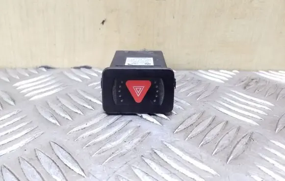 Volkswagen Golf IV Hazard light switch 1J0953235