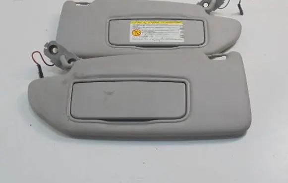 Sun visor