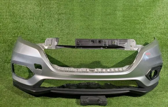 Honda HR-V Front bumper 