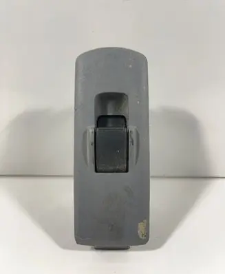 Mitsubishi Colt Electric window control switch MN141020 C8DD391M 0494D6