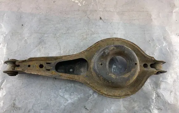Ford Focus Rear upper control arm/wishbone