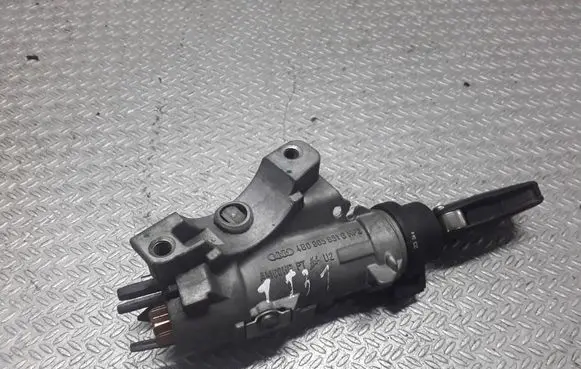 Audi A4 S4 B6 8E 8H Ignition lock 4D0905851G