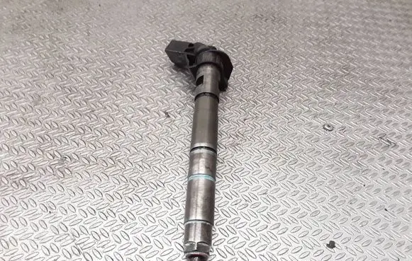 Audi A6 S6 C6 4F Fuel injector 059130277AJ 0445115054