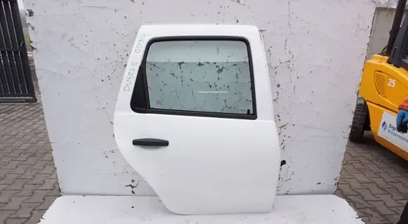 Dacia Duster Rear door 