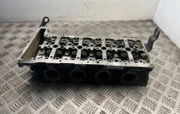 BMW 5 F10 F11 Engine head 7810465