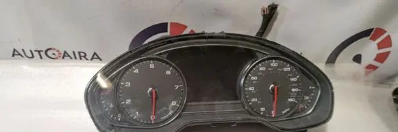 Speedometer (instrument cluster)