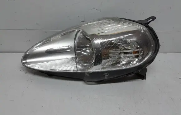 Fiat Grande Punto Headlight/headlamp 51701593 67755871 89101372
