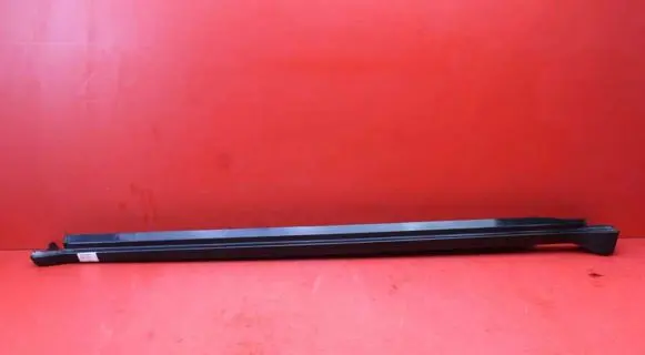 Honda CR-V Front sill (body part) 71850-SCA-E000-5