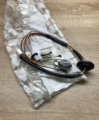 Peugeot 108 Headlight/headlamp wiring loom/harness 1612468580