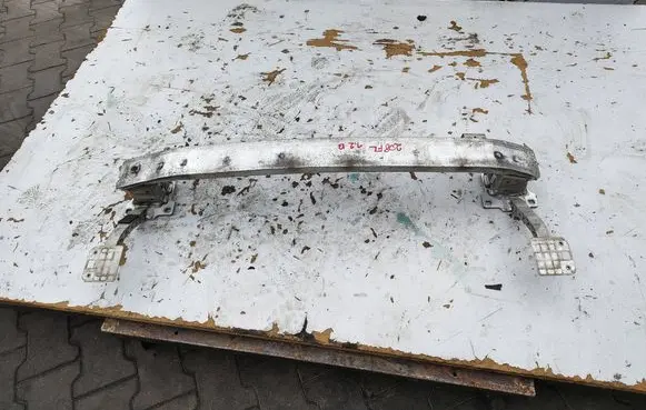 Peugeot 208 I Front bumper support beam 