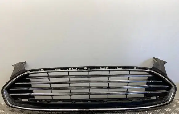 Ford Mondeo MK V Front bumper upper radiator grill DS738150JW