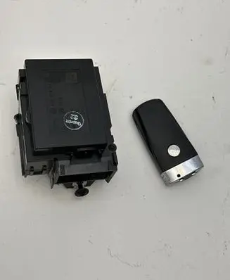 Volkswagen PASSAT B6 Ignition lock 3C0905843M