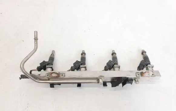 BMW 1 E81 E87 Fuel main line pipe 7530420 5045C00845
