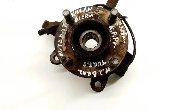 Nissan Micra Front wheel hub 479101HA0A