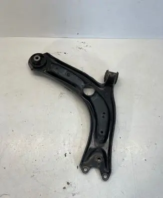 Volkswagen PASSAT B8 Front lower control arm/wishbone 3Q0407153B