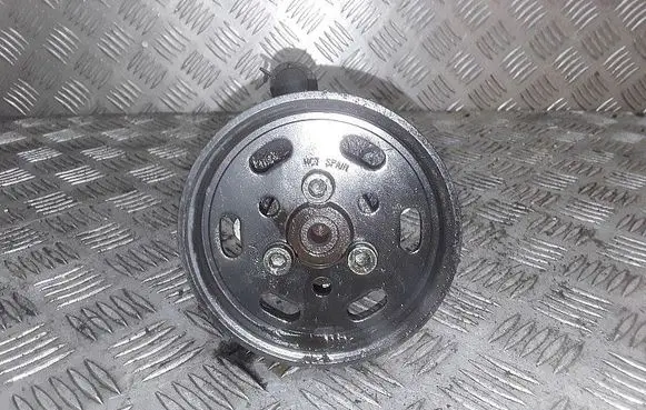 Volkswagen Golf IV Power steering pump