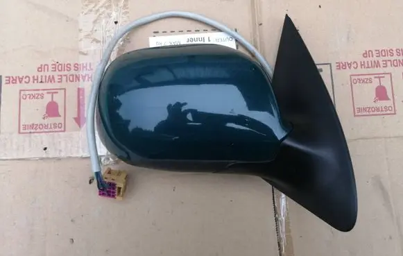 Skoda Fabia Mk1 (6Y) Front door electric wing mirror