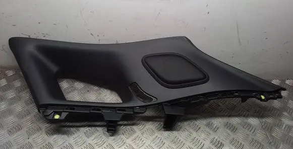 Lexus RX V (D)pillar trim (top) 6247048290
