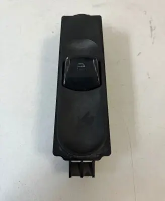 Mercedes-Benz Vito Viano W639 Electric window control switch A6395451413 10007 08ZGS002