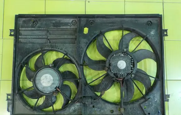 Seat Leon (1P) Fan set 1K0121207AT